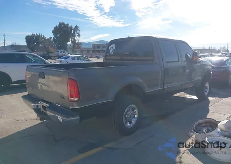 2002 Ford F-250 Lariat/Xl/Xlt z USA, uszkodzony, nr VIN 1FTNW20F92EB21216